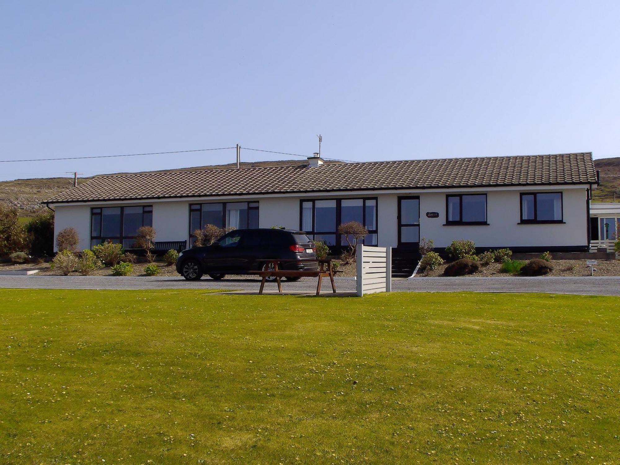 Villa Dolphin Watch Wild Atlantic Way à Fanore Extérieur photo